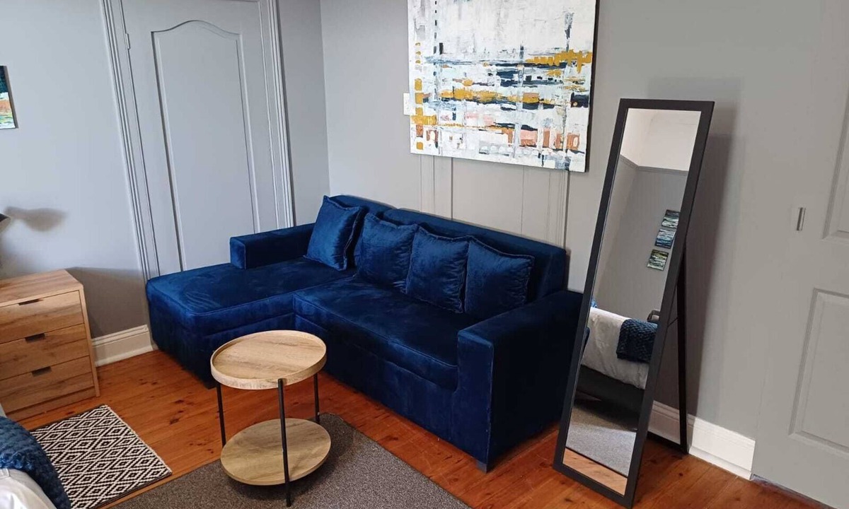 Plumstead Apartment | A stylish and large ensuite private bedroom suite with a separate entrance.