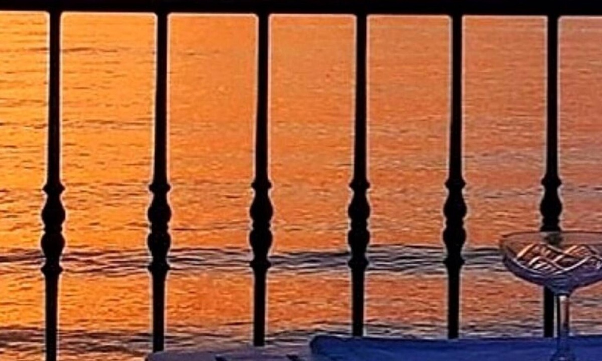 Porto Alabe Apartment | A terrace upon the sea - A terrace upon the sea