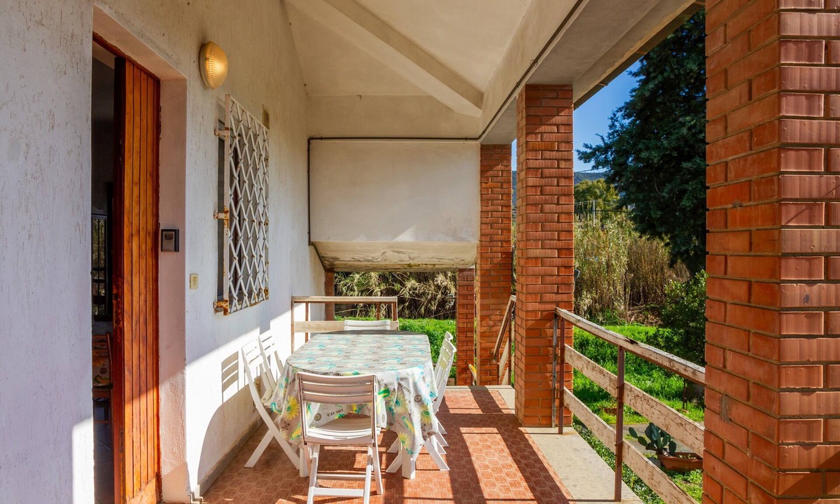 Castiglione della Pescaia Apartment | Apartment 'Casa Marina Ampio - Castiglione' with Shared Terrace, Balcony and Wi-Fi