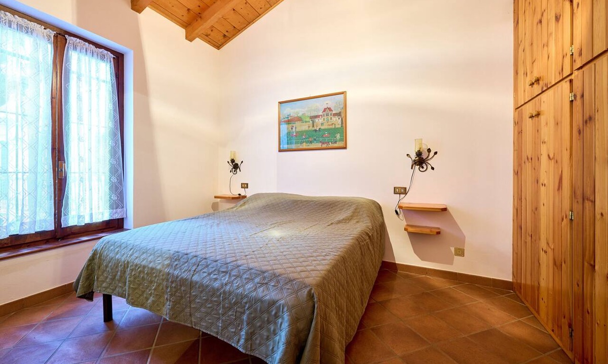 Monvalle Apartment | Apartment 'Bruna - 100m Dal Lago Maggiore' with Wi-Fi