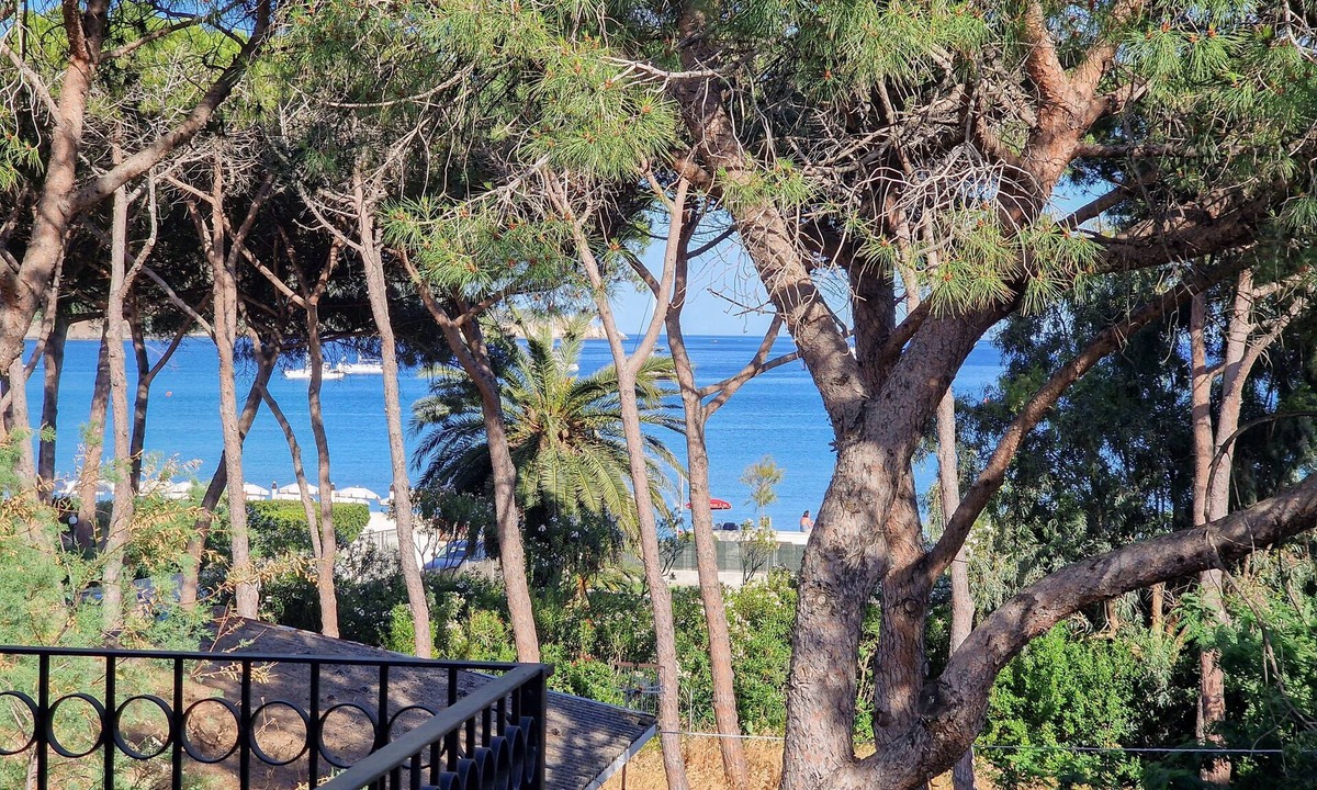 Marina di Campo Apartment | Apartment 'Diamante Blu Mare' with Sea View, Wi-Fi and Air Conditioning