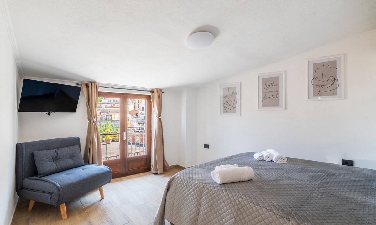 Ulassai Apartment | Apartment 'Il Filo Azzurro 3' with Sea View, Wi-Fi and Air Conditioning