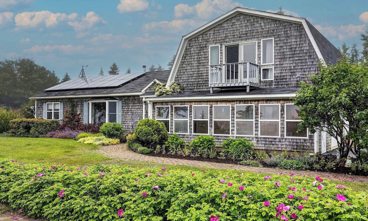 Steuben Cottage | Bay Views: Peaceful Acadia National Park Getaway!