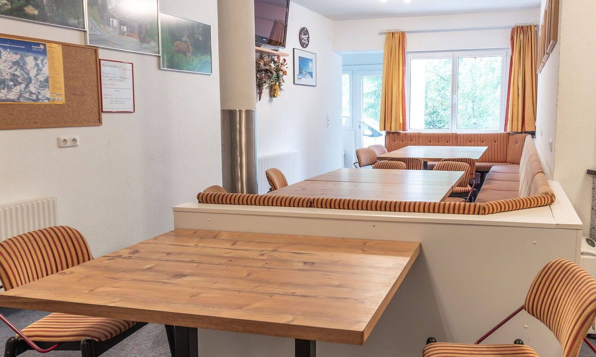 Kappl Apartment | Beautiful apartment for 20 people with WIFI
