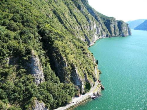 Marone Apartment | Borgo Glisenti