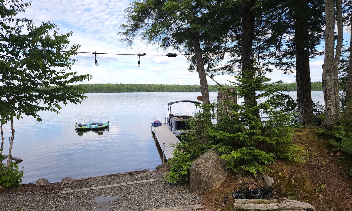 North Penobscot Cabin | bunk house on a pristine lake 25 min from Mt katahdin awesome 4 wheeling