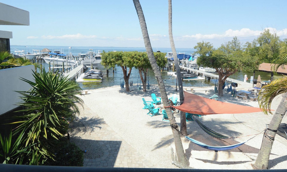 Key Largo House | C14 Moon Bay - Recently renovated 2 bedroom townhome