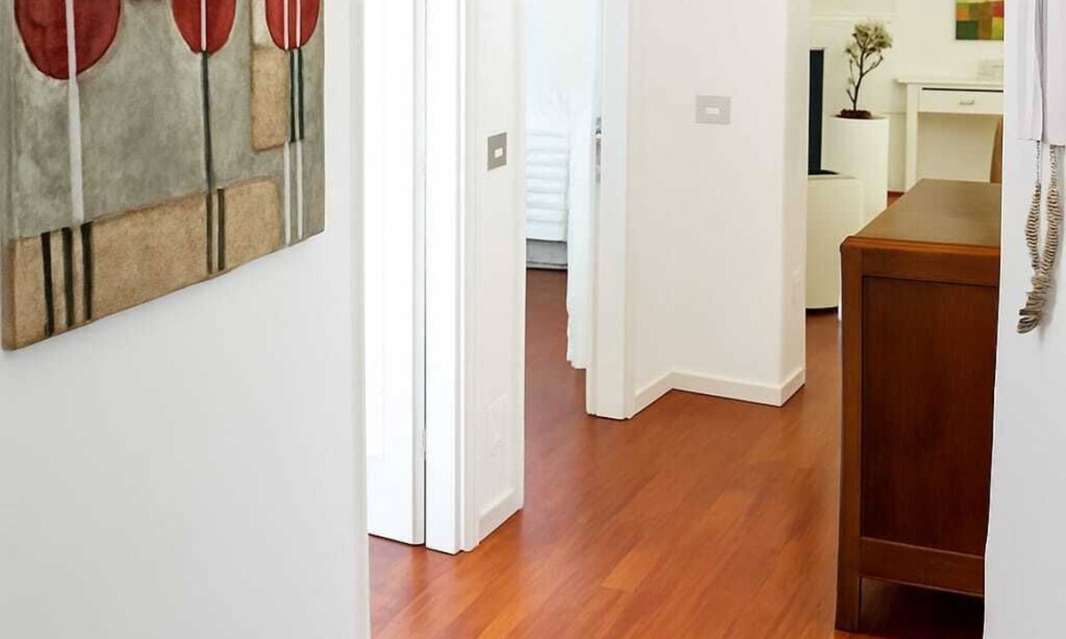 Central Station Apartment | Casa Ozanam, quiet apartment in central and served area. 100 mt MM Lima
