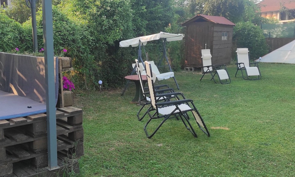 Narzole Apartment | Cascina Danila.Relaxation in nature in the green within walking distance of Barolo, La Morra and Alba