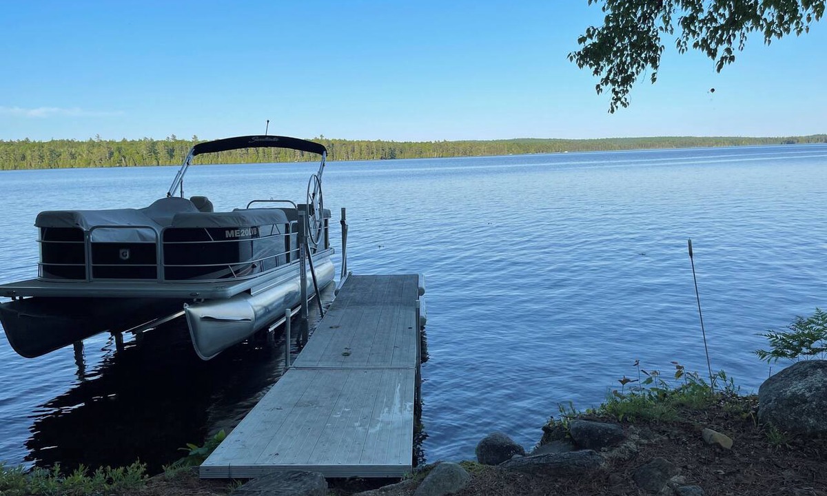 Brownville Cabin | Cozy 2-bedroom cabin on beautiful crystal clear Schoodic Lake