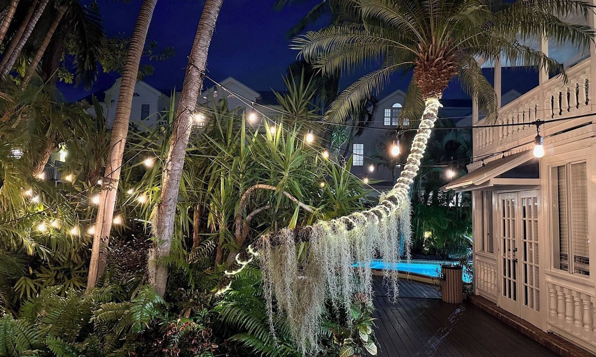 Uptown - Upper Duval House | Douglas House - Adults Only