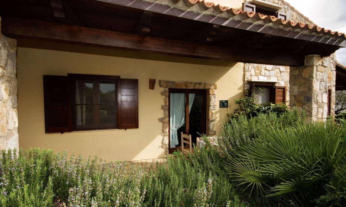 Santa Maria La Palma Apartment | Elegant 130 square meter residence on two levels, at ground floor, perfect for groups of up to 9 guests.Four bedrooms with double or twin beds (one with an extra bed). It features two bathrooms, a spacious living room, and a fully equipped kitchen.A priv