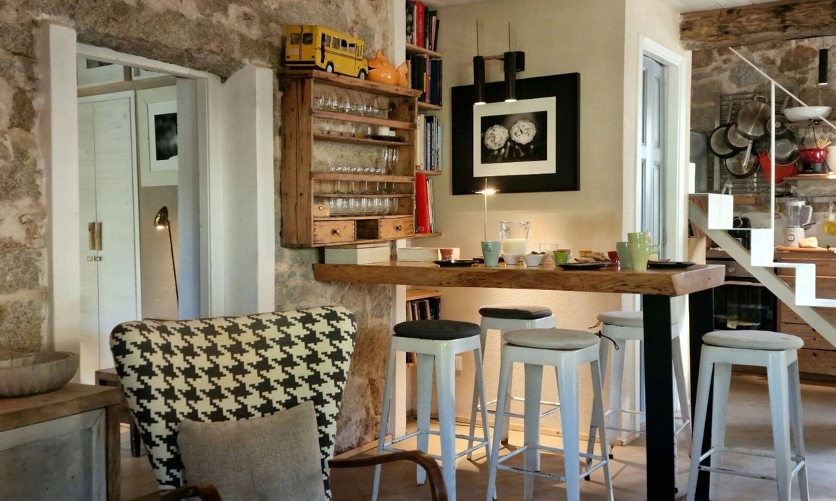 Seccheto House | Elegant Pomegranate house immersed in the nature of the Island of Elba.