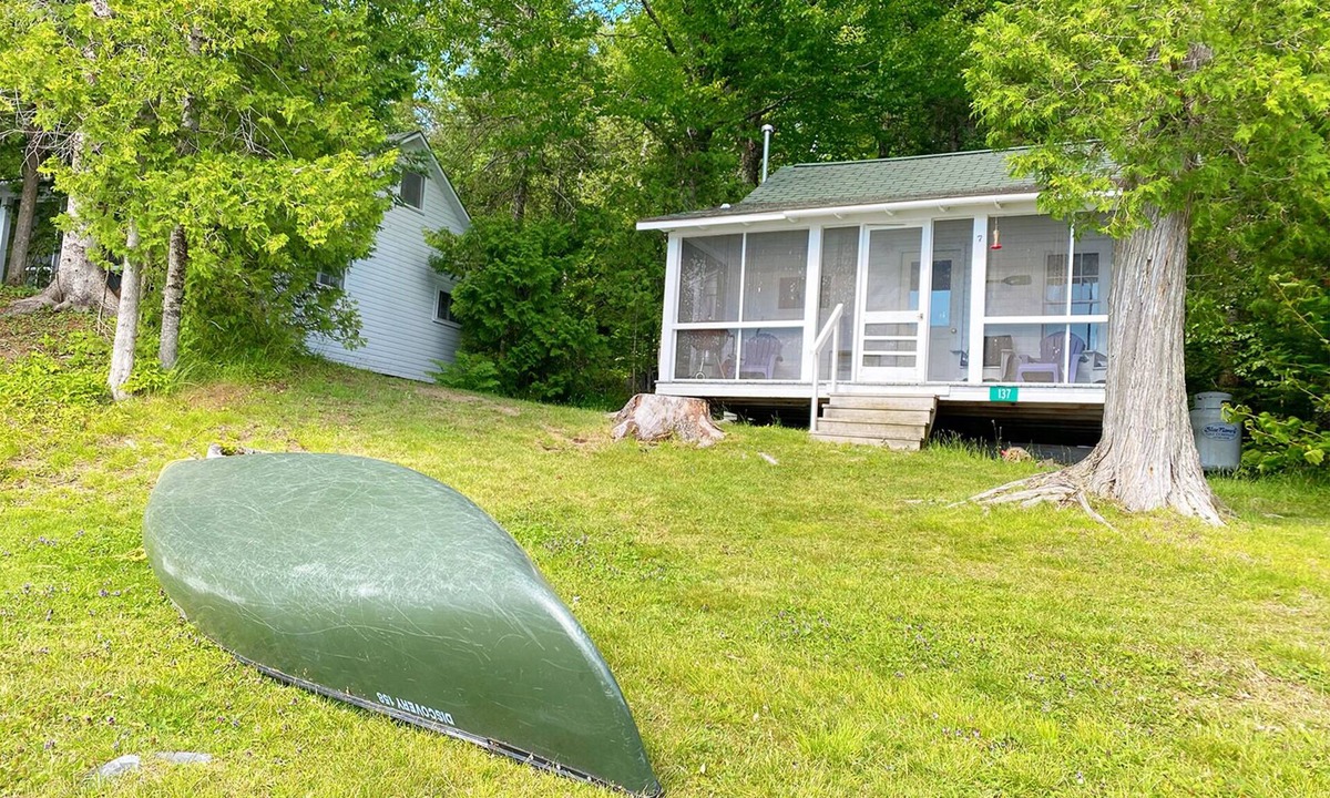 Sandy River House | 🐾Greenvale Cove 7 - Loon's Ruhe - Greenvale Cove on Rangeley Lake, dog friendly