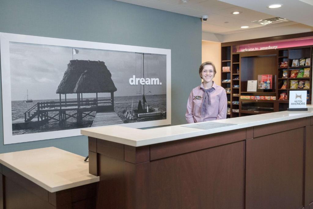 Amesbury Hotel | Hampton Inn by Hilton Amesbury, MA