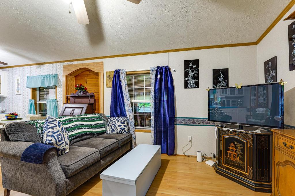 Guilford House | Hike & ATV! Maine Cabin Near Sebec Lake