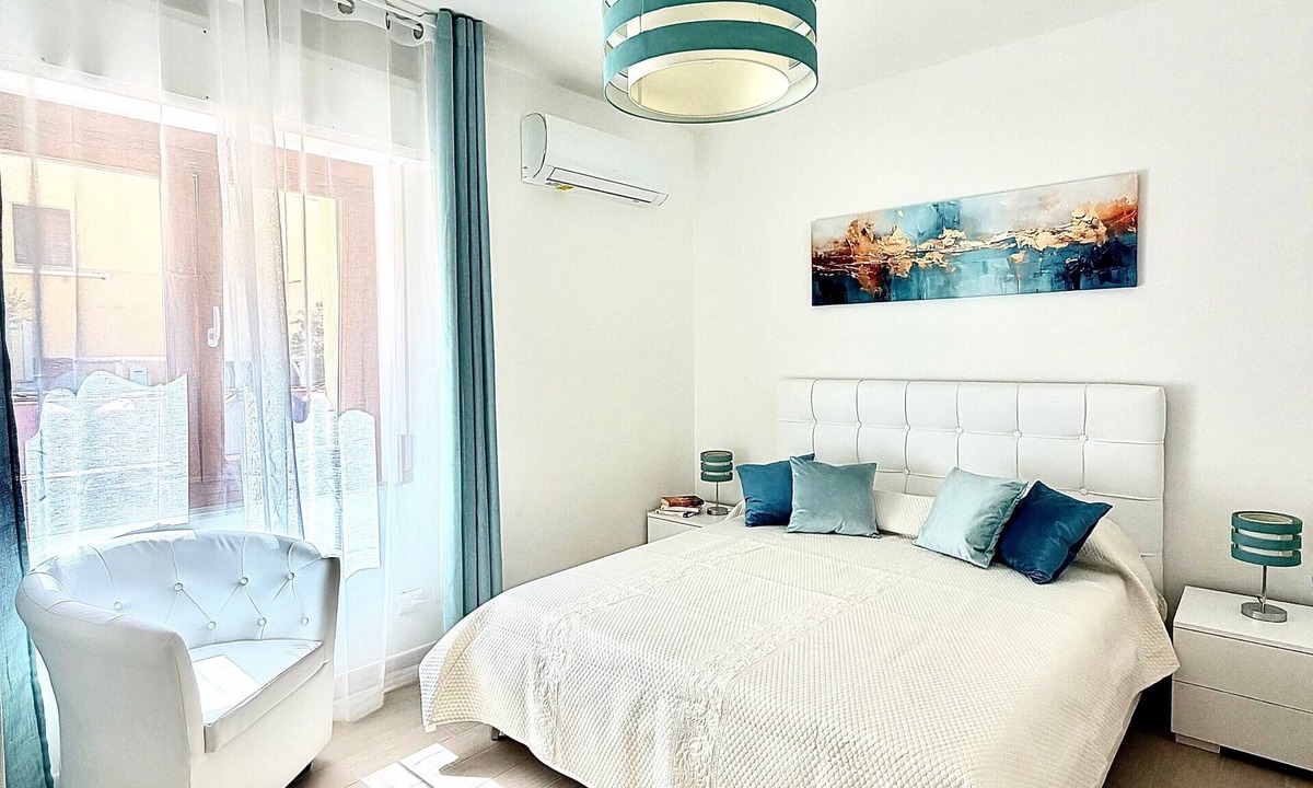 Pivarada House | Holiday Home 'Apartment For 6 People Near The Sea' with Balcony, Wi-Fi and Air Conditioning