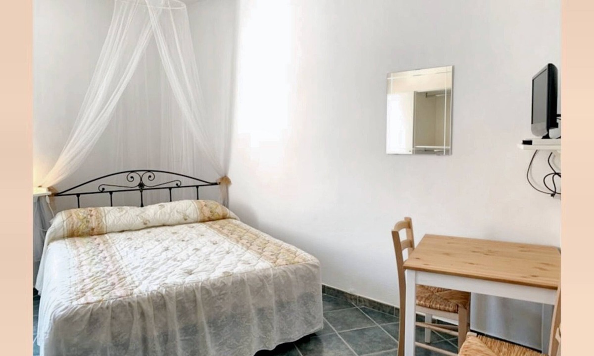 Galtelli Apartment | Homerez - Charming Apartment in Galtellì, 120m²