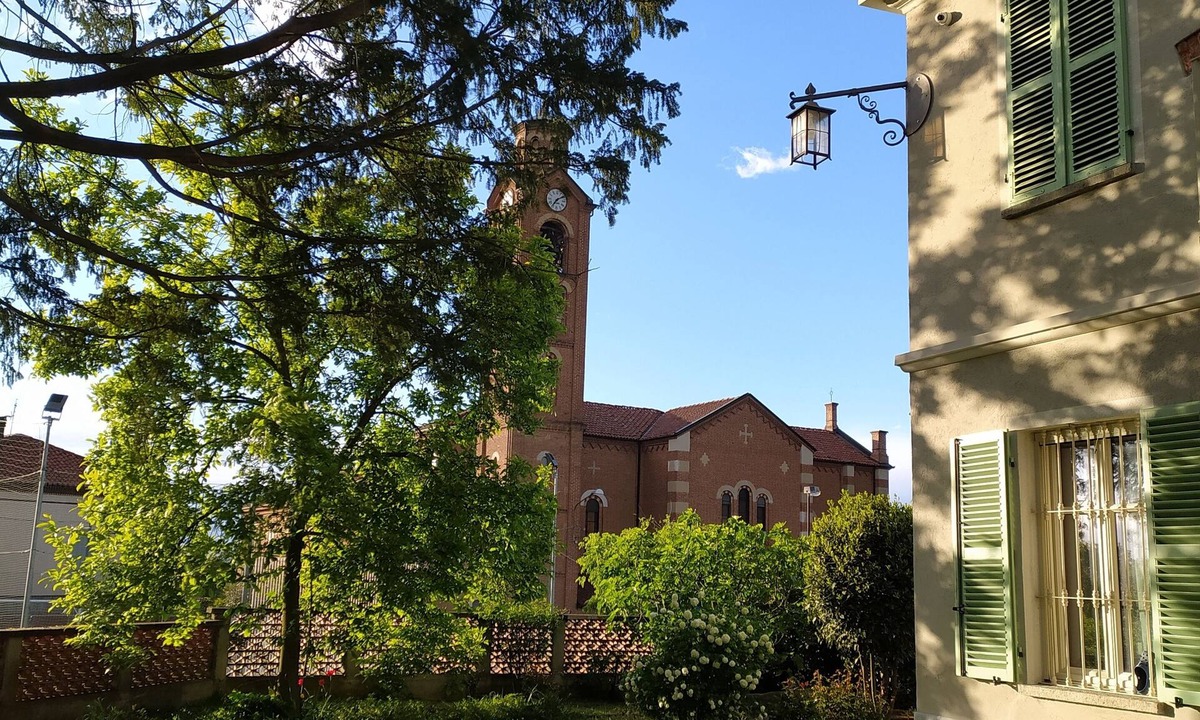 Asti House | La Contentëssa: wonderful farmhouse between Monferrato and Langhe.
