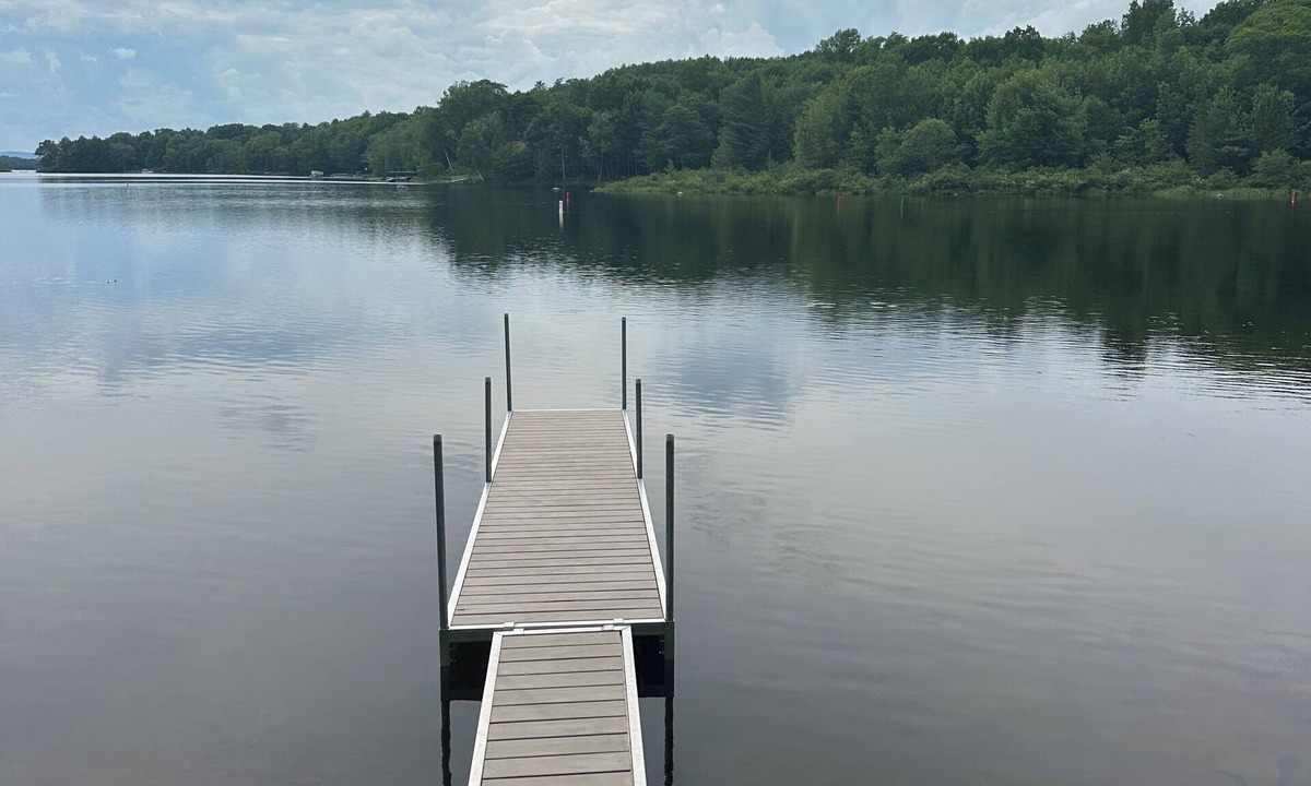 Sebec Condo | Lake Access 2-bedroom condo in Sebec - Relax and enjoy the Lake!