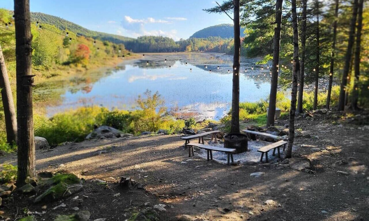 New Vineyard Cabin | Mill Pond Waterfront Cabin On The Way To Sugarloaf