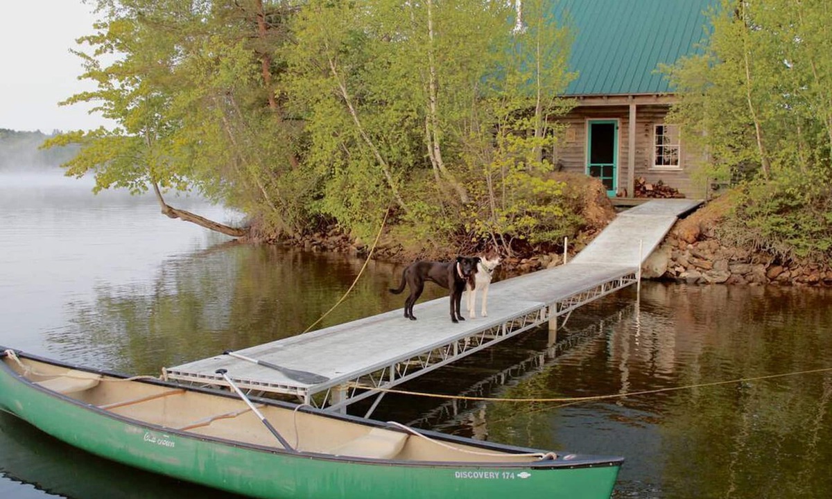 Monmouth House | Naughty Dog Private Island Log Cabin in Monmouth, ME