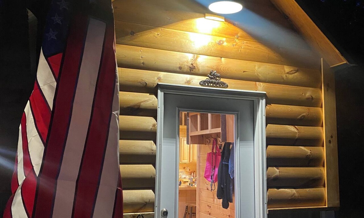 Brownville Cabin | New cabin on 10 acres in Brownville with trail access, across from deer pantry!