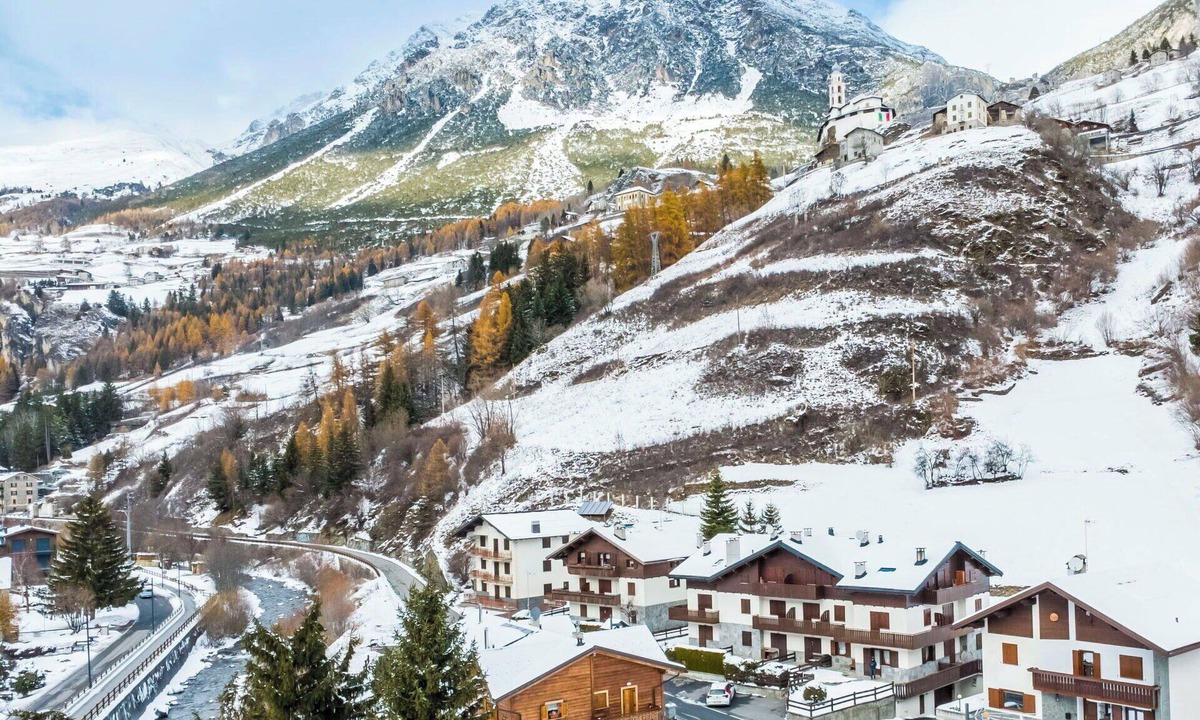 Valtellina Apartment | Nice apartment for 4 guests with WIFI, TV and pets allowed