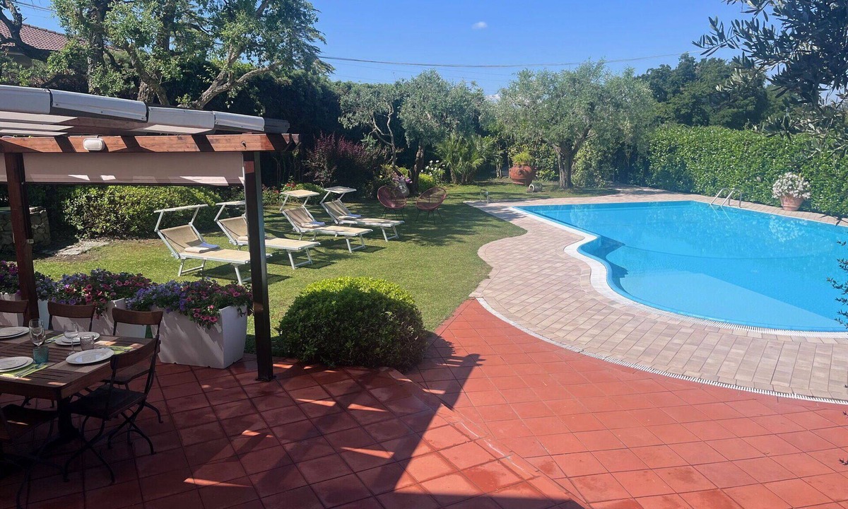 Santarcangelo di Romagna Villa | Private Villa with private pool, sauna, WIFI, A/C, TV, patio, panoramic view, close to Rimini