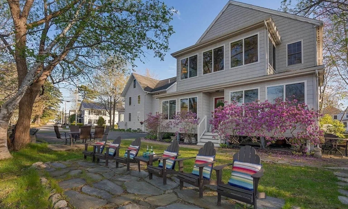 Ocean Park House | Private Coastal Compound Ocean Park Sleeps 25