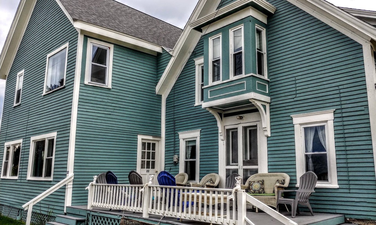 Pemaquid Beach Apartment | Renovated Second-Floor Retreat in Pemaquid Beach Village Unit 2: