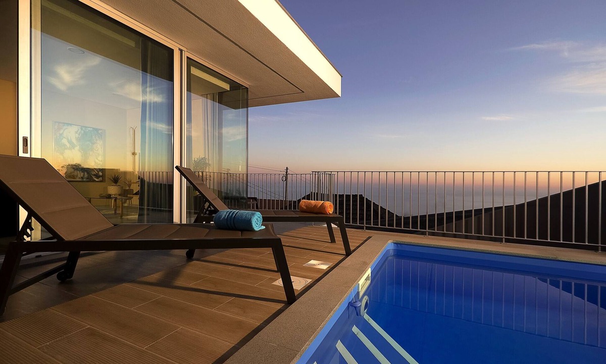 Arco da Calheta Villa | Villa da Silva: Modern 2-bedroom villa located on the idyllic island of Madeira