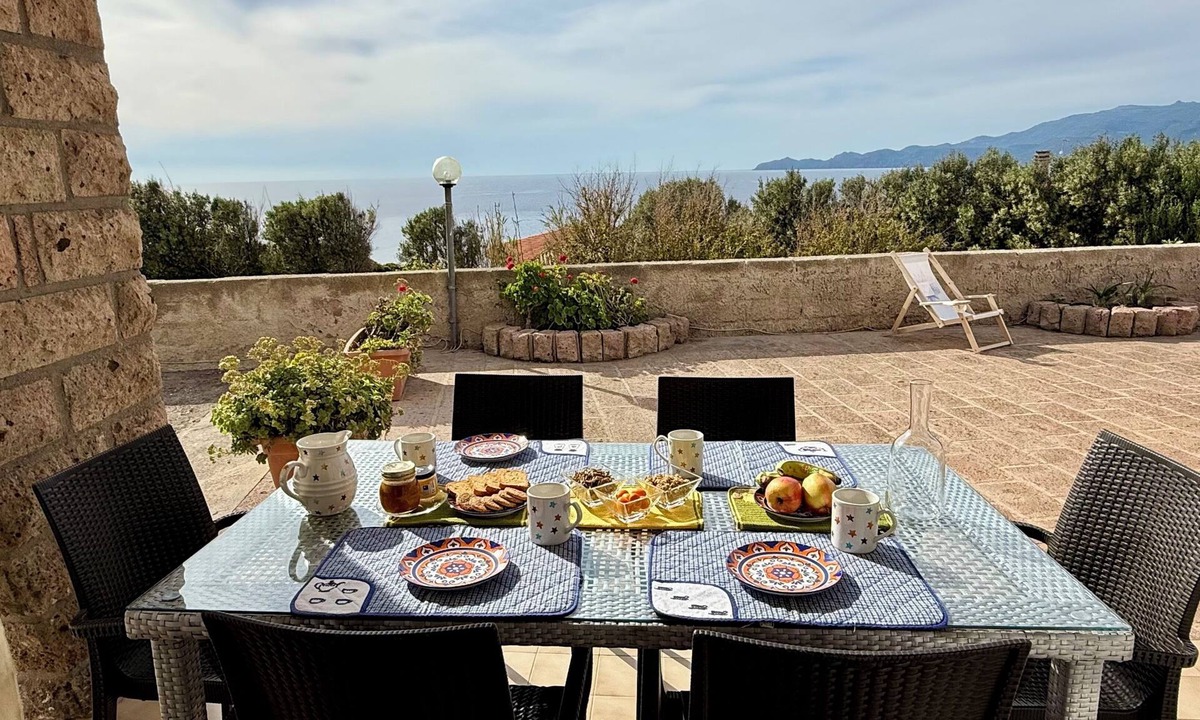 Magomadas Apartment | Villa Gabriella "sea view" (Ground floor apartment)