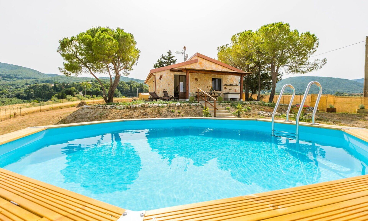 Santa Luce House | Wonderful private villa with WIFI, private pool, A/C, TV, terrace, pets allowed and panoramic view