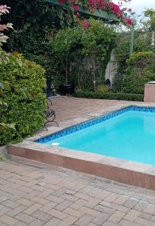 Goodwood Apartment | 16 on Point