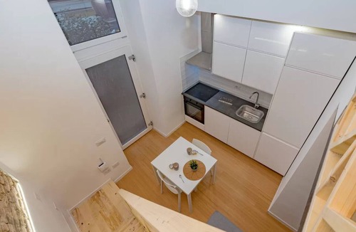 Casoretto Apartment | 2CLI19 [Cathedral-Loreto] Elegant Central