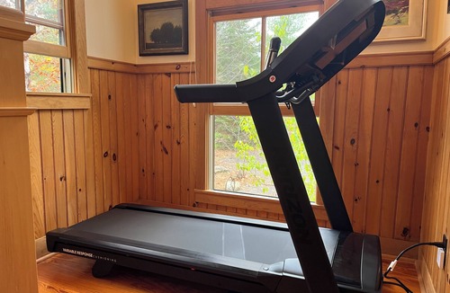 Rome House | 6/20-7/20/26 4-bedroom house 100 yards from the lake in a quiet community.