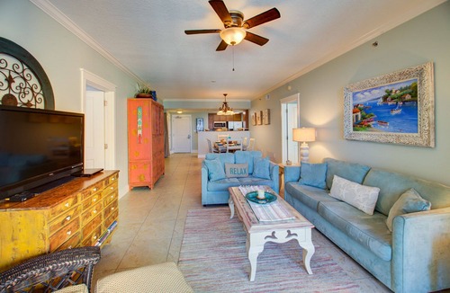 Fort Walton Beach Condo | A305 Waterscape, Gulf Views; 2 Kings, Bunks, Beach Service! SNOWBIRDS WELCOME!