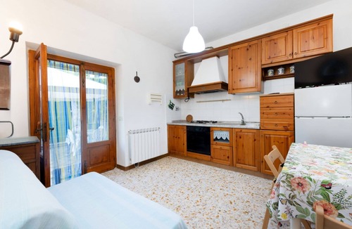 Magazzini Apartment | ACQUARIESE - CASA GIOTTO