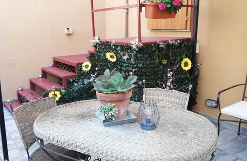 Pivarada Apartment | Alghero: Casa del Sole: Trivano Fronte Spiaggia Lido S. Giovanni con Giardinetto