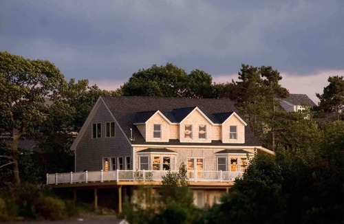 Mid-Coast and Islands House | Amazing Views, and Comfortable Spaces in this Well Appointed Island Home