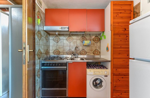 Cavo Apartment | Apartment 'Appartamento A Cavo Sul Mare' with Sea View, Wi-Fi and Air Conditioning