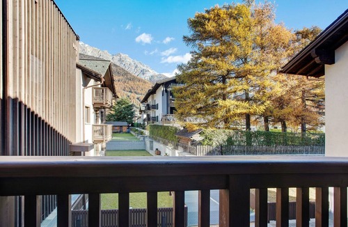 Bormio Apartment | Apartment "Baita Emilia e Daniele 11" with Mountain Views, Balconies, and Wi-Fi