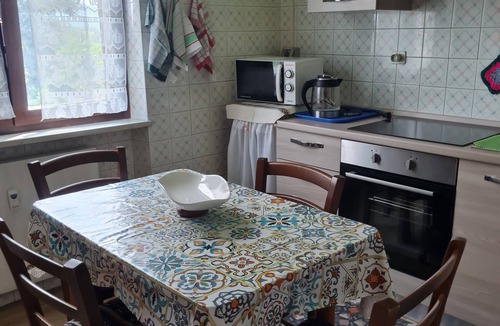 Gavi Apartment | Apartment 'Casa Vera' with Mountain View, Private Terrace and Wi-Fi