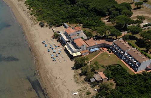 Giannella Apartment | Apartment in Residence on the Beach for 5 People in Tuscany, Maremma