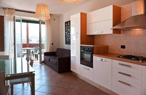 San Vincenzo Apartment | Apartment in San Vincezno near the sea