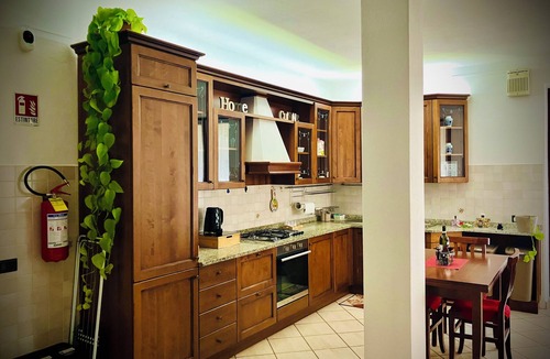 Santa Vittoria d'Alba Apartment | Apartment in Villa with garden and private parking (Langhe Roero)
