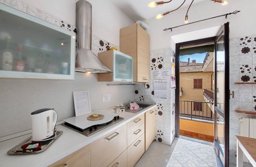 Olginate Apartment | Apartment 'La Terrazza Di Basilio' with Lake View, Balcony and Wi-Fi