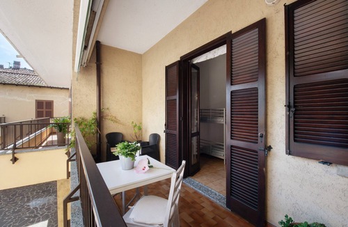 Olginate Apartment | Apartment 'La Terrazza Di Basilio' with Lake View, Balcony and Wi-Fi