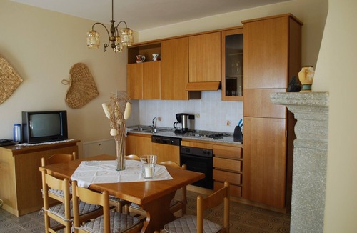 Oldesio Apartment | Apartment permitted in absolute panoramic position, 5 km from Lake Garda, Pets